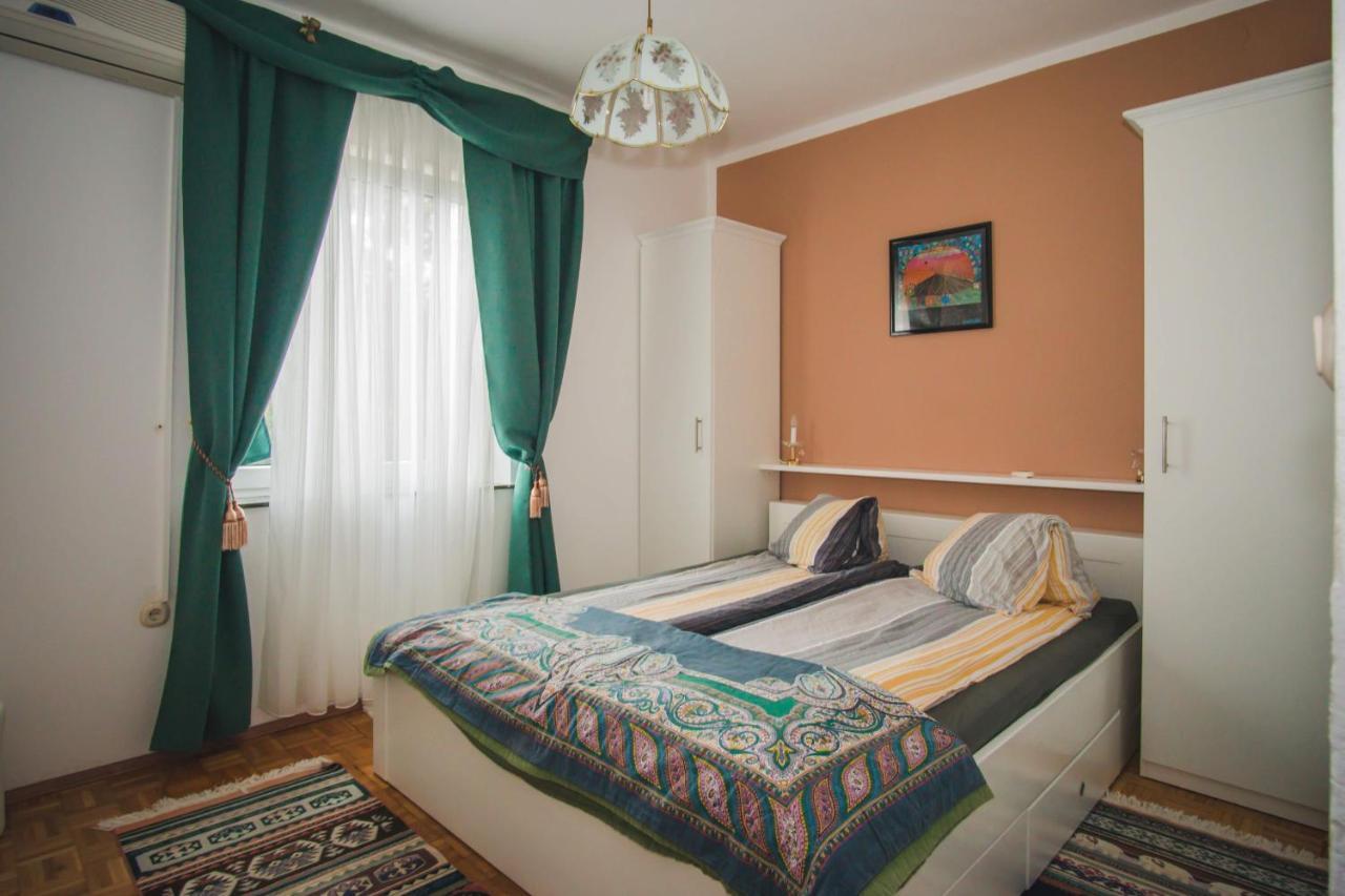 Apartmani Mili Malinska Buitenkant foto